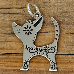 DIJE PERRO CHIHUAHUA PLATA .925