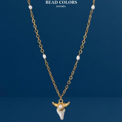 COLLAR LARGO CABEZA DE TORO CON PERLA NAT. ACERO