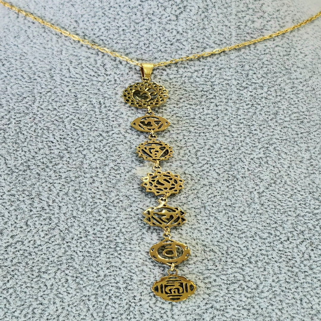 CORBATERO CHAKRAS DORADO